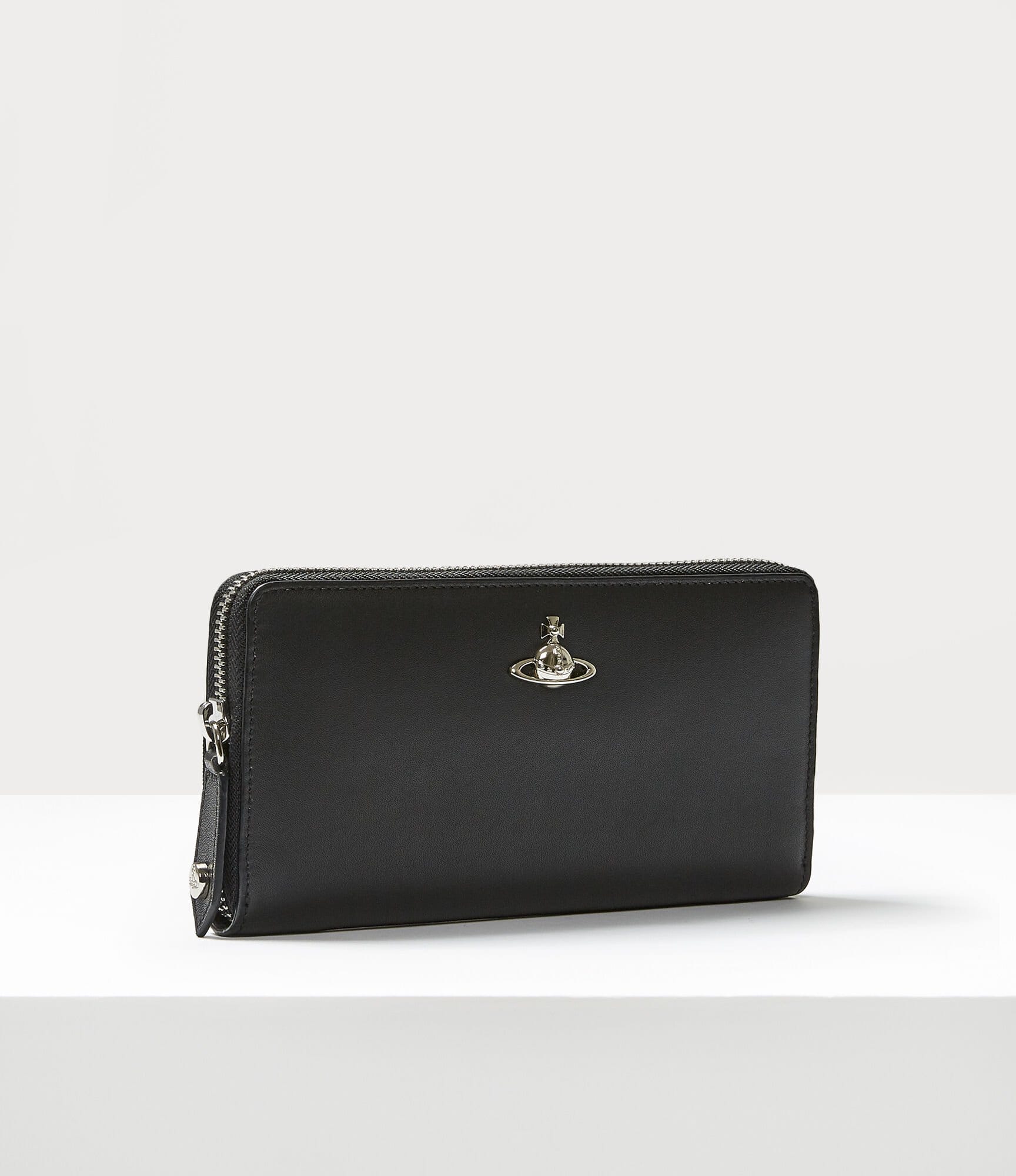 Vivienne Westwood Florence Zip Round Wallet Black